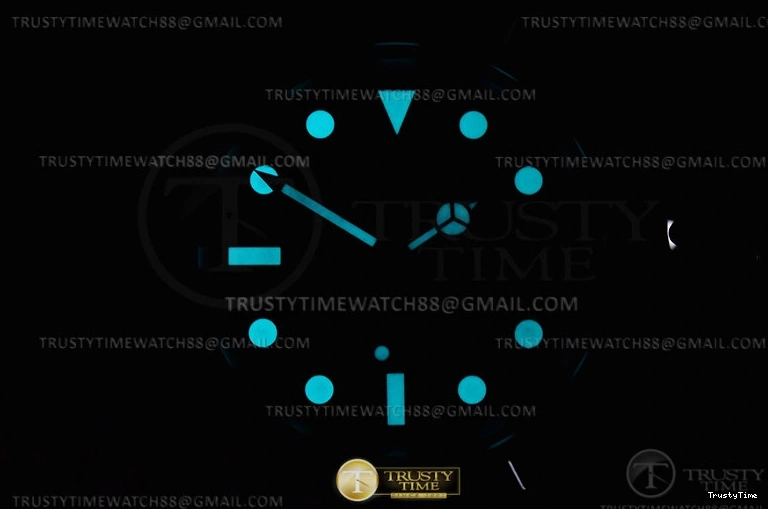 0110 Elegant Submariner 116610LV 904L Dia SS SS Grn Noob A 1080